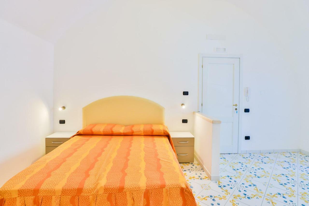 Della Monica Rooms Vietri Екстериор снимка